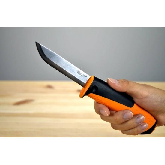 چاقو مدل Fiskars - Universal Knife with Sharpener